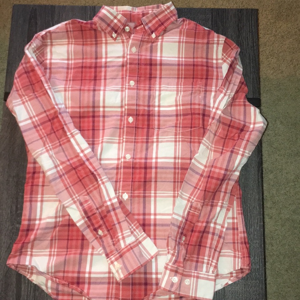 Men’s Merona Size M Red Button Up